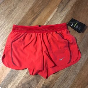 NWT Nike aeroswift running shorts